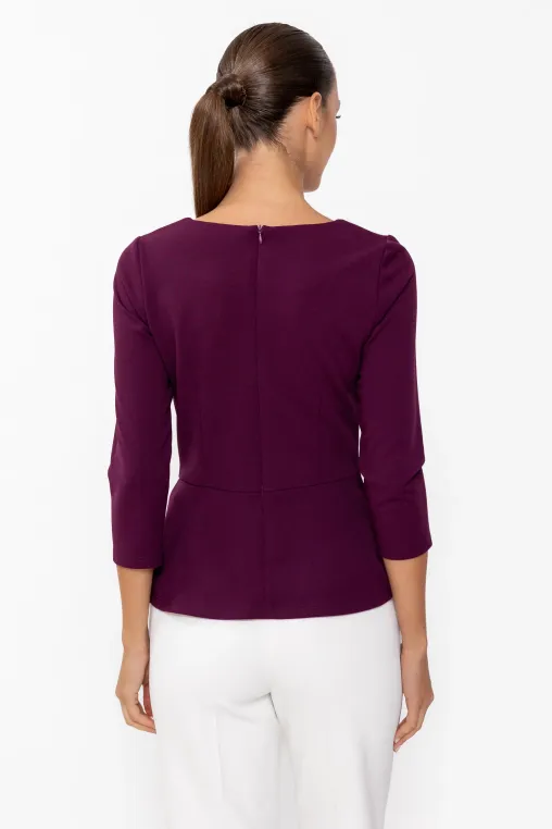Bluză Caramel elegantă cu drapaj și broșă burgundy B4643 thumbnail picture - 