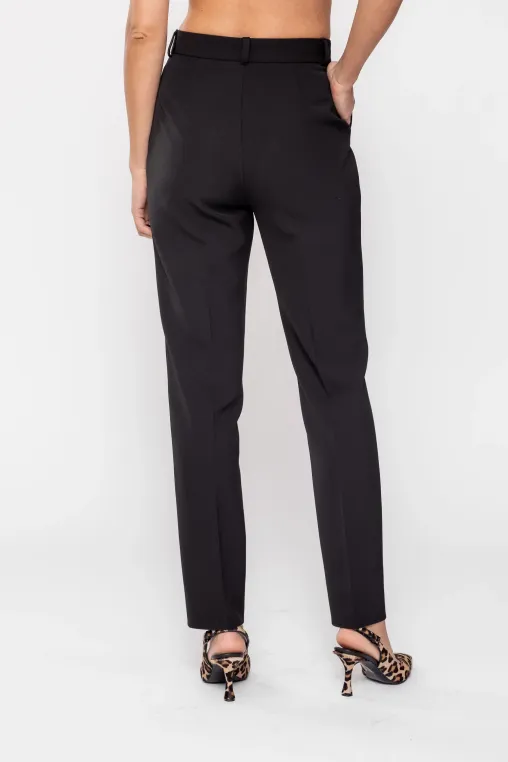 Pantaloni Caramel conic cu un pliu negru P2512 thumbnail picture - 