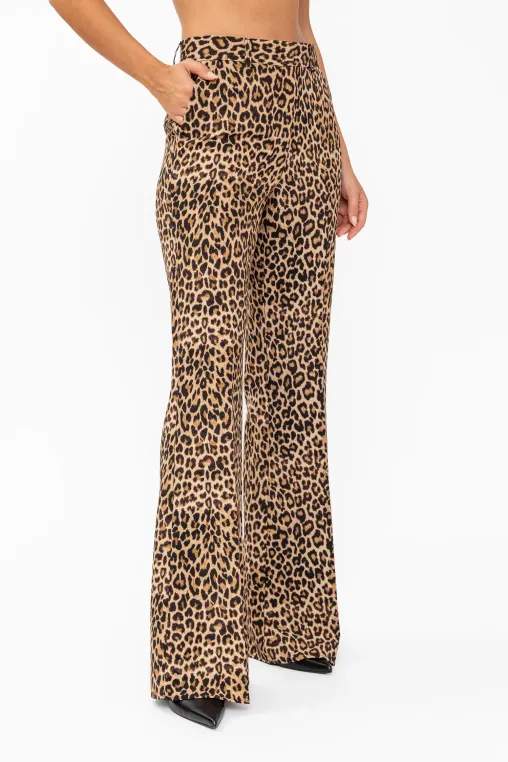 Pantaloni Caramel  evazați animal print P2623 thumbnail picture - 