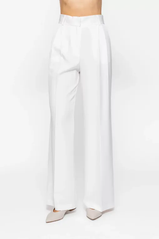 Pantaloni Caramel lejeri cu două pliuri ivory P2614 thumbnail picture - 