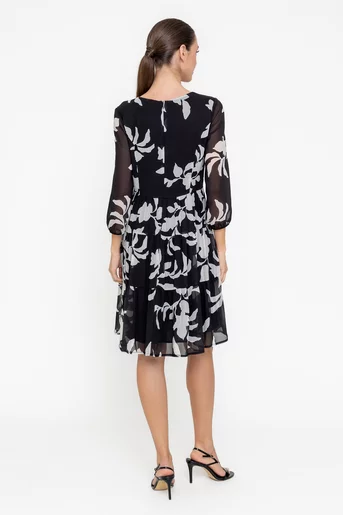 Rochie Caramel cu pliuri verticale negru R8563