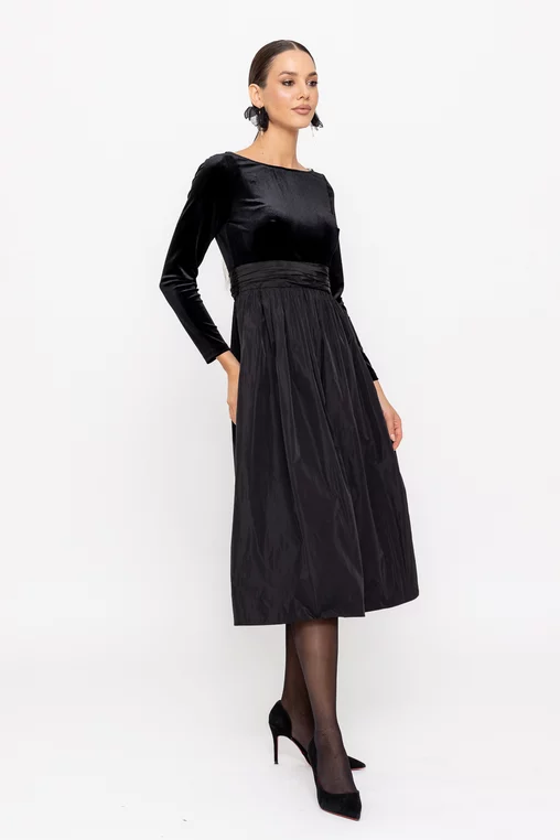 Rochie Caramel elegantă cu fusta din tafta neagră R8582 thumbnail picture - 