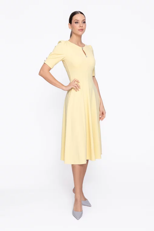 Rochie Caramel elegantă in clini cu nasturi decorativi galbenă R8608 thumbnail picture - 