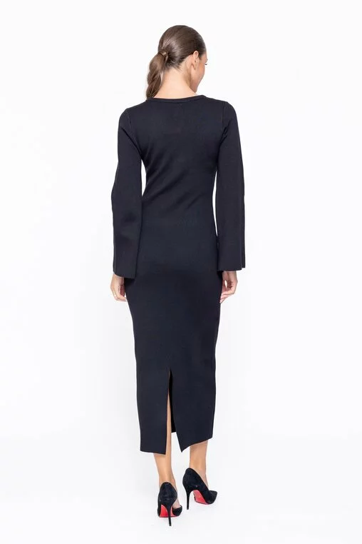 Rochie maxi tricotată  neagră cu accesoriu metalic REF1007 thumbnail picture - 
