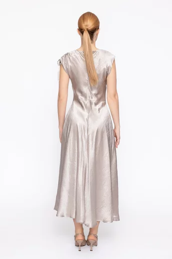 Rochie midi satinată cu șlit lateral bej  RMO60303
