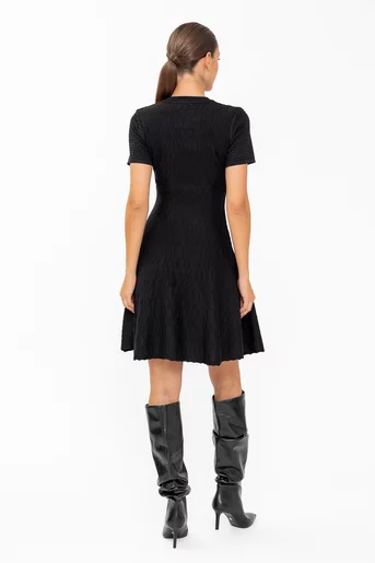 Rochie tricotată cu nasturi decorativi neagră RSE60801