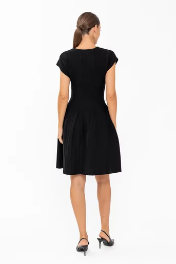 Rochie tricotată în clini neagră RBD60802