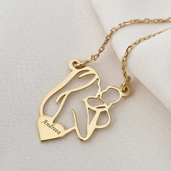 Anya Szívében Nyaklánc - Anya és Kisbabája Kezdőbetűvel - 18K Sárga Aranyozott 925 Sterling Ezüst - Körkapocs