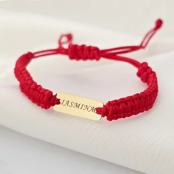 Baba Karkötő -  18K Sárga Aranyozott 925 Sterling Ezüst Név Lemez  -  Piros Makramé Zsinór