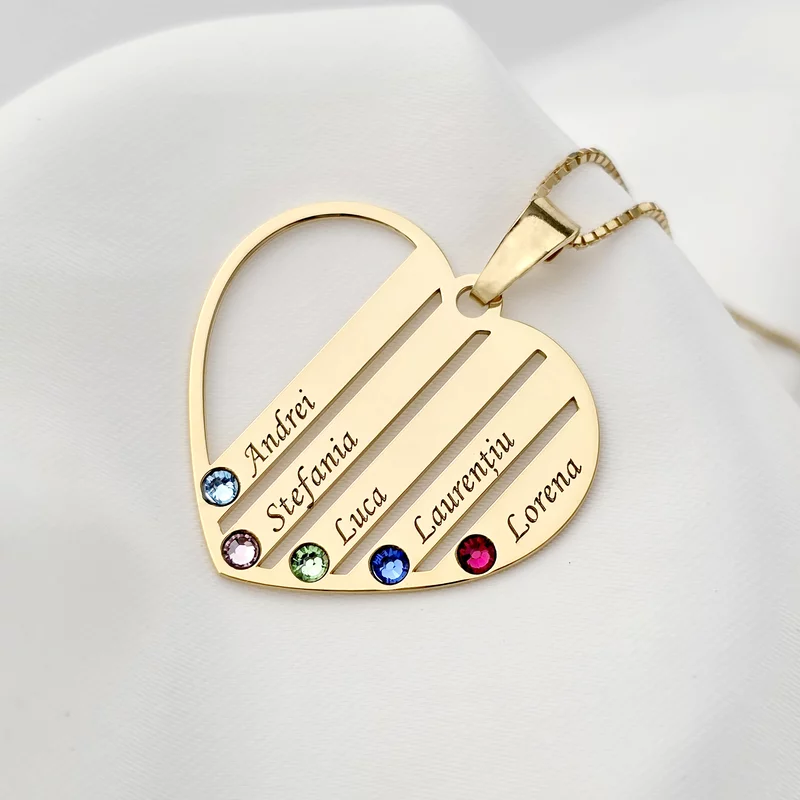 Családi Szív Nyaklánc - 5 Név - 18K Sárga Aranyozott 925 Sterling Ezüst  Swarovski Kristály - Körkapocs