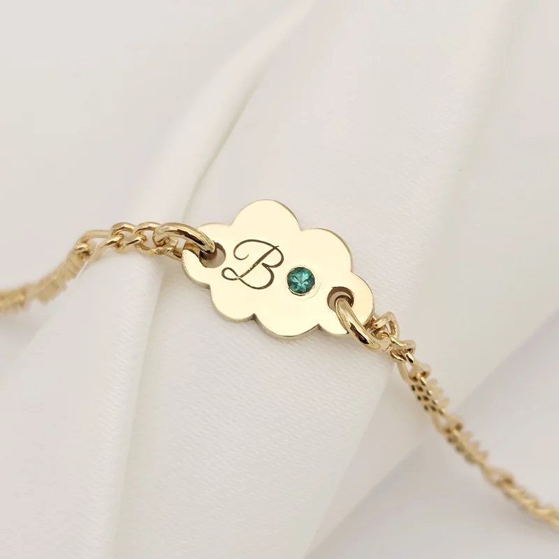 Felhő Karkötő – Kezdőbetűvel és Drágakővel - 18K Sárga Aranyozott 925-ös Ezüst - Kislány/Fiú Lánc