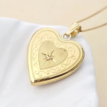 Fényképes  Szív Nyaklánc - Love Frame - Ezüst 925 - 18 K Sárga Arany bevonattal- Fehér Cirkónia
