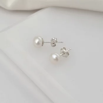 Gyöngy Fülbevaló – Fehér Elegancia Cseppjei – 925 Sterling Ezüstből