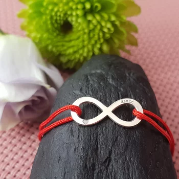 Infinity karkötő - gravírozott szív és tánc - 925 ezüst és piros húr
