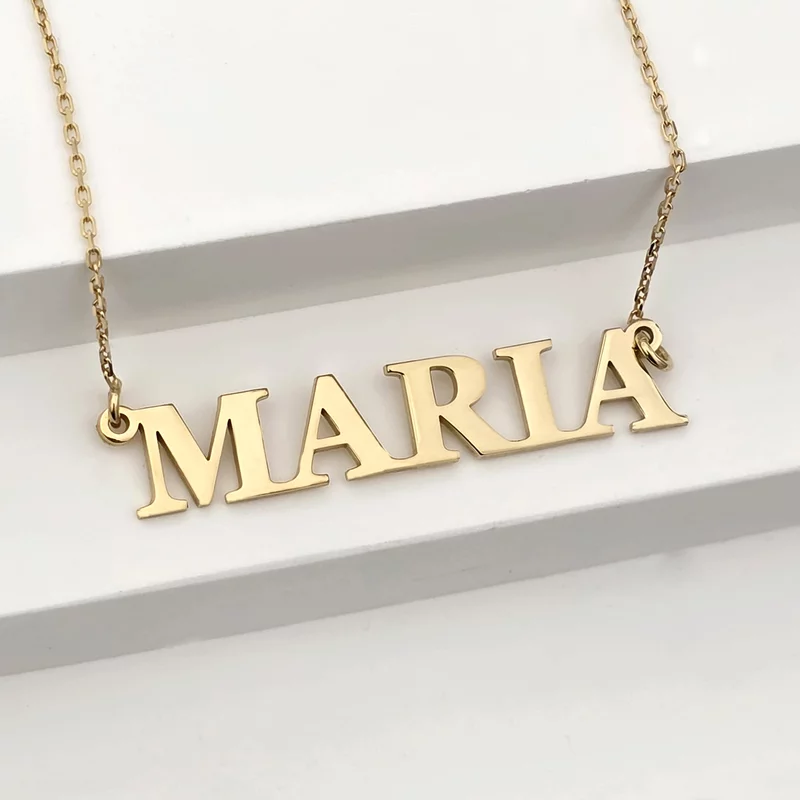 Névnyaklánc – Nyomtatott Betűtípus – 18K Sárga Aranyozott 925 Sterling Ezüst