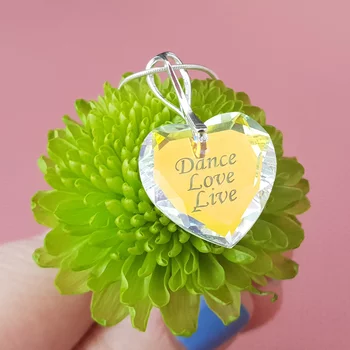 Szívbe gravírozott Swarovski kristálylánc - Live Love Dance