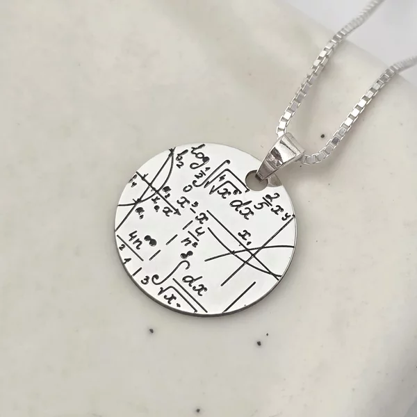 Ezüst Iskolai Tantárgy Nyaklánc - matematika