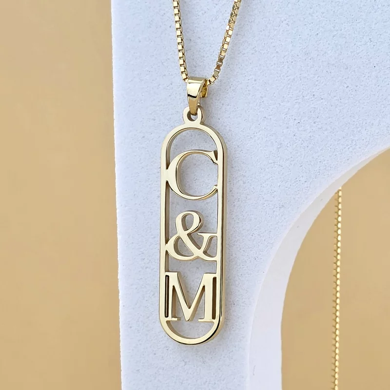 Személyre Szabott Monogramos Nyaklánc – 18K Sárga Aranyozott 925 Sterling Ezüst