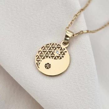 Személyre szabott nyaklánc - Az Egyensúly Rezgései - Yin&Yang Természetes Gyémánttal - 925-ös Ezüst 18K Sárga arany bevonattal