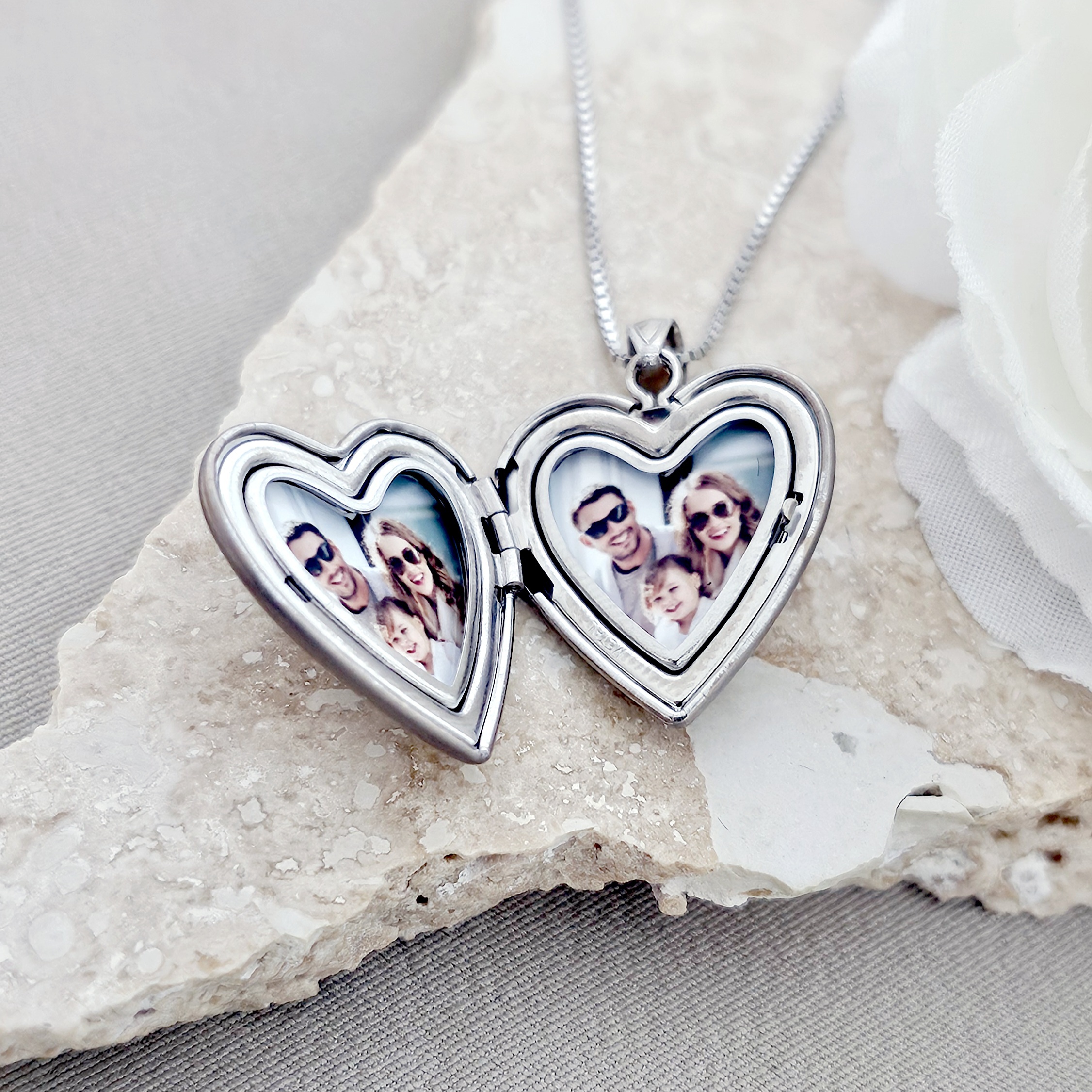 Medalion inima cu poze in interior - Handprints and Hearts - Argint 925 ...