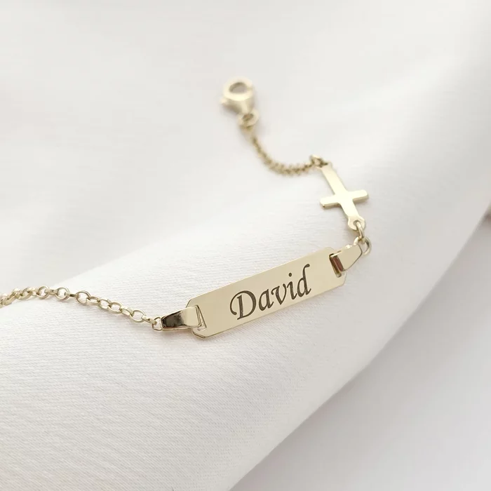 Bratara bebe - Placuta cu nume - Simbol cruciulita si lantisor - Argint 925 placat cu Aur Galben 18K