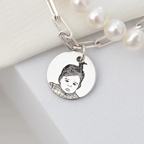 Bratara cu Perle - Puritate capturata - Model 2 straturi cu sirag perle si lant cu pandantiv fotogravura - Argint 925