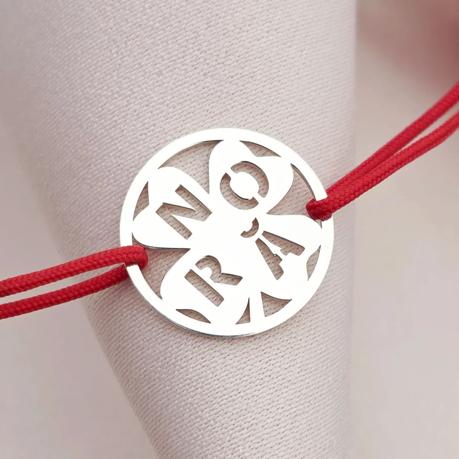 Bratara disc si trifoi cu patru foi - decupaj Nora - Argint 925 - Snur reglabil, diverse culori