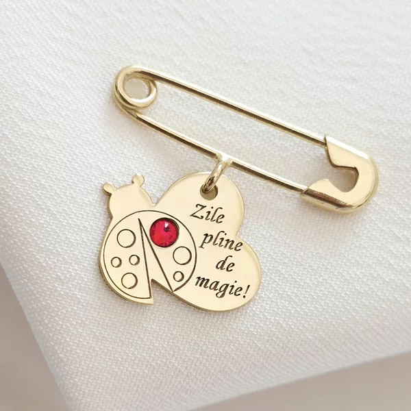 Brosa Ac de siguranta - Magie de Mamaruta –  Argint 925 placat cu Aur Galben 18K - Cristal Swarovski