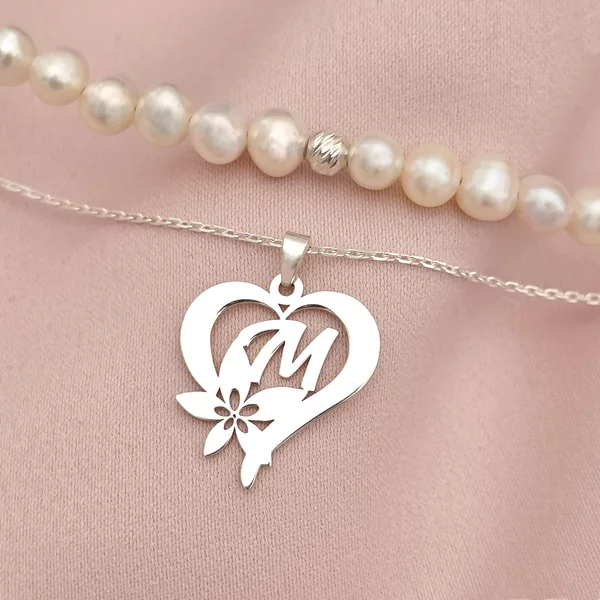 Colier Floarea Dragostei - Pandantiv inima cu initiala - Lantisor & Sirag de Perle - Argint 925