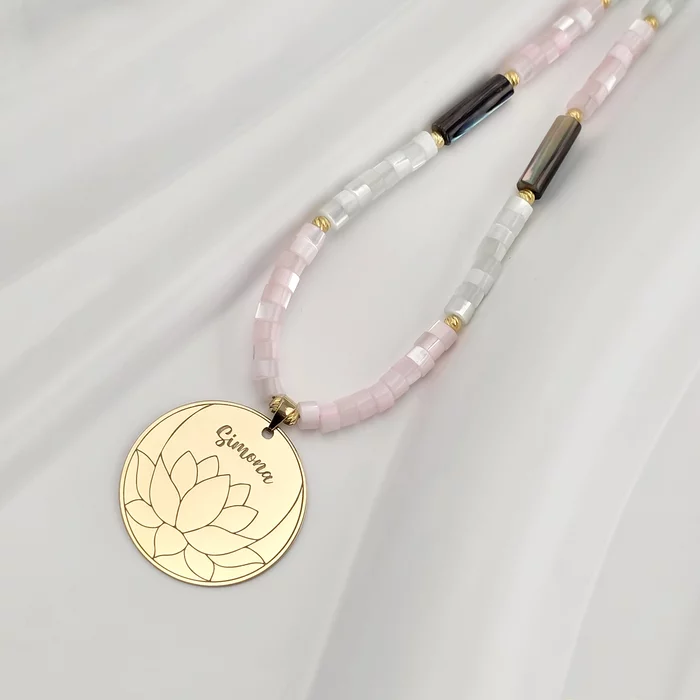 Colier Lotus - Personalizat cu Nume - Perle Cilindrice Roz & Albe && Tubulare metalizate - Argint 925 placat cu Aur 18K