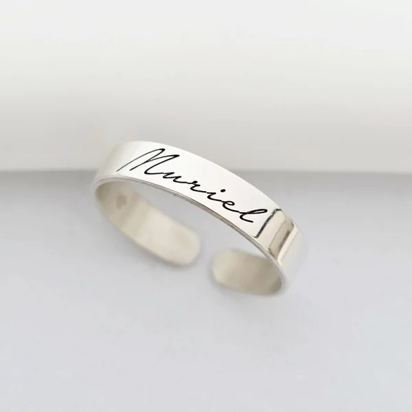 Inel personalizat cu nume - Argint 925