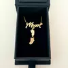 Lantisor cu pandantiv Mom si 2 picioruse - Aur Galben 14 K