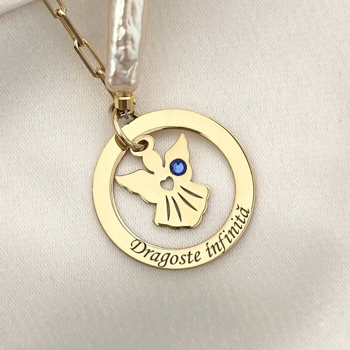 Lantisor cu Perle - Medalion disc cu silueta de ingeras si inimioara decupata - Cristal swarovski - Model sirag de perle stick silver si bilute din Argint 925 placat cu Aur Galben 18K