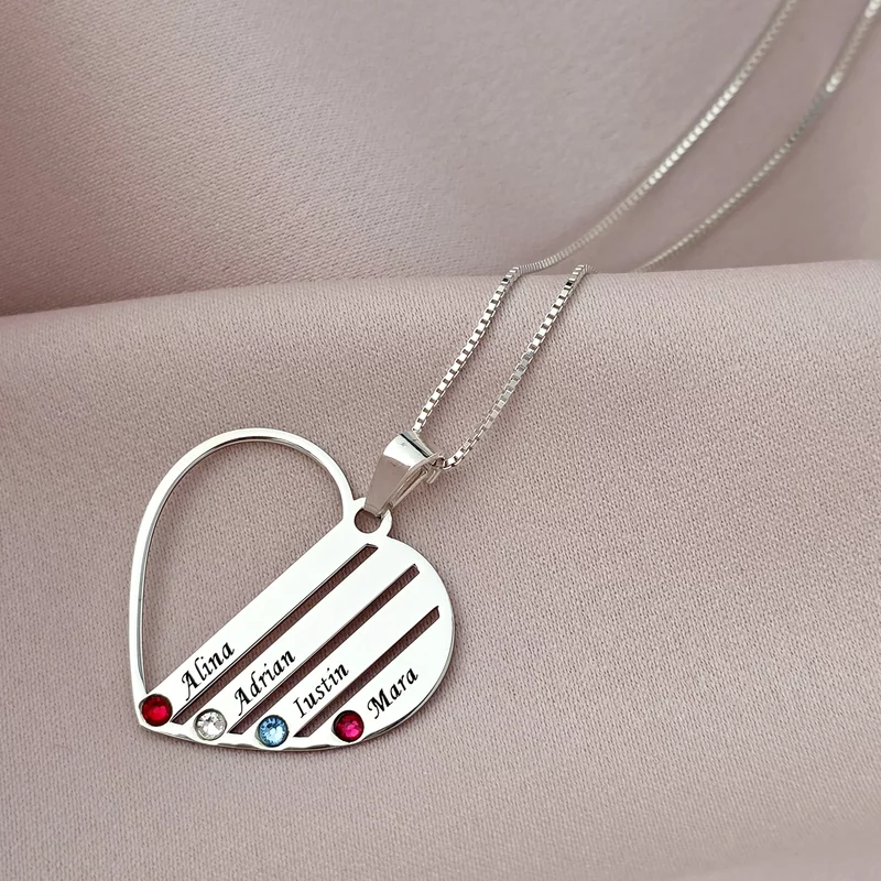 Lantisor Inima familiei - 4 nume si cristale Swarovski - Argint 925 picture - 3