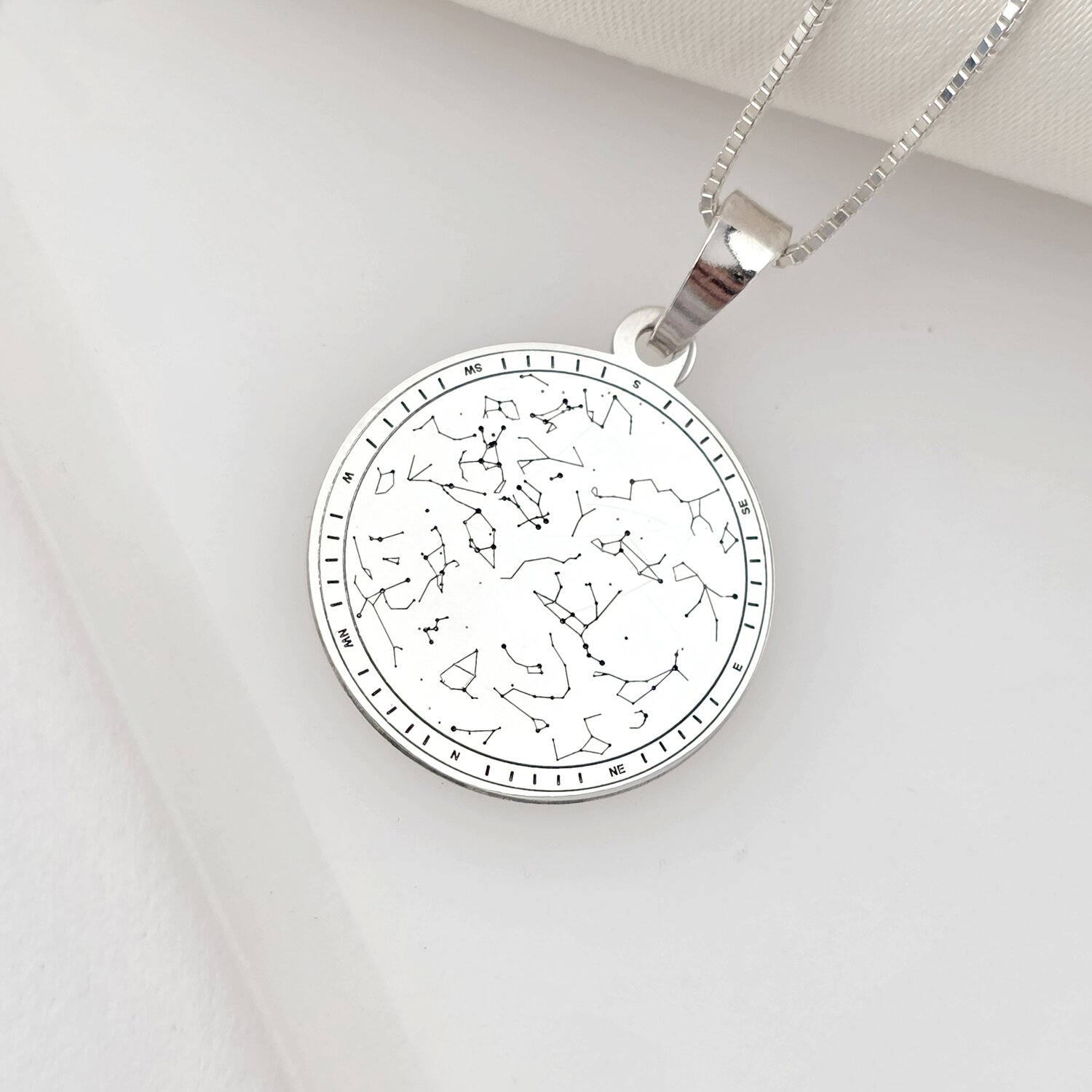 Lantisor personalizat - Harta Stelara - Stele si Constelatii gravate - Argint 925