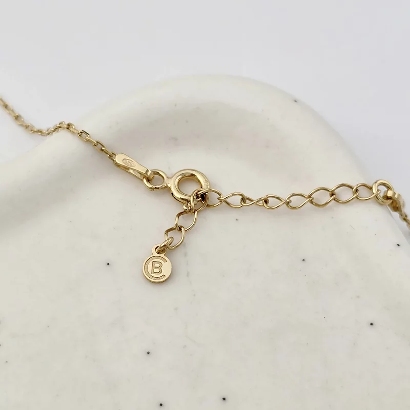 Lantisor personalizat - Medalion Infinit cu Nume Decupat și Toca – Simbol al Absolvirii - Argint 925 placat cu Aur Galben 18K picture - 7