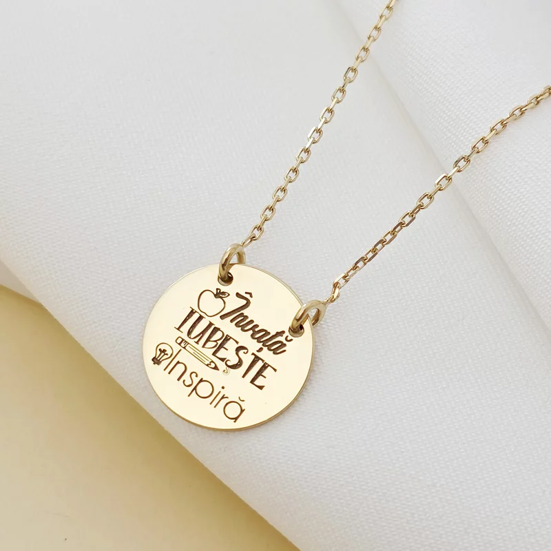 Lantisor personalizat - pandantiv banut 15 mm - Invata, iubeste, inspira - Aur Galben 14K picture - 3