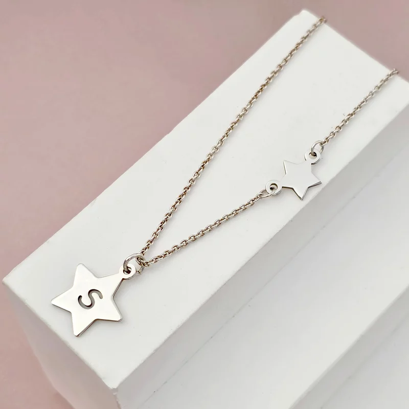 Lantisor Stars Shining - Personalizat cu stelute si initiala decupata - Argint 925 picture - 3