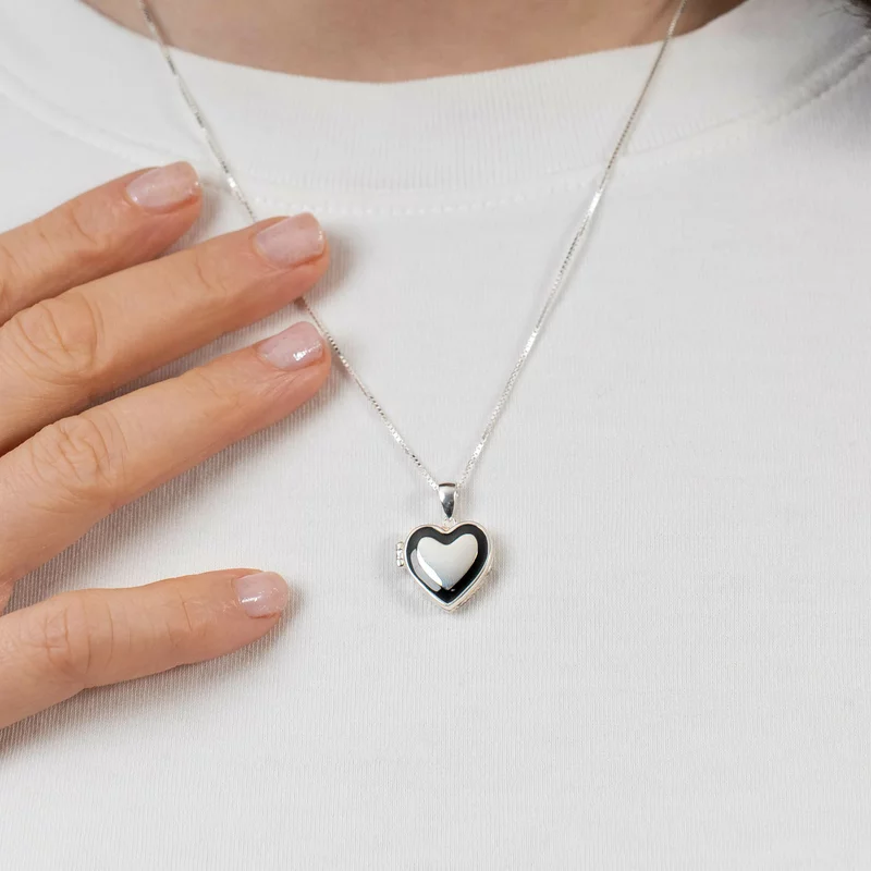 Medalion Eternitate in inima - Locket cu poze in interior - Argint 925 si email negru picture - 4