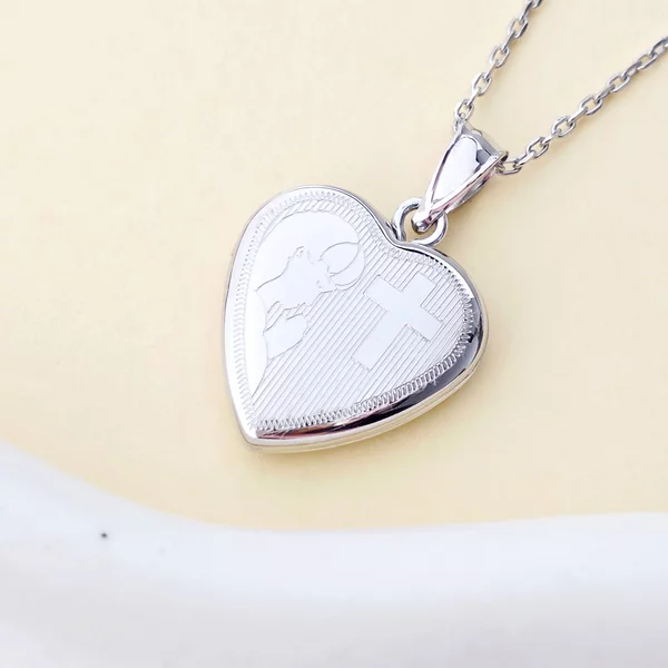 Medalion inima cu poze in interior - Little Prayer Girl - Argint 925