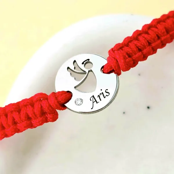 Bratara personalizata - Banut 10 mm - Inger pazitor decupat cu aripi laterale si Diamant natural - Argint Rodiat - Snur impletit