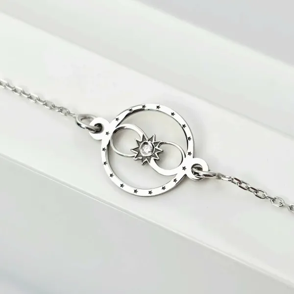 Bratara personalizata - Disc decupat cu infinit si Diamant Natutal - Argint Rodiat - cu lantisor