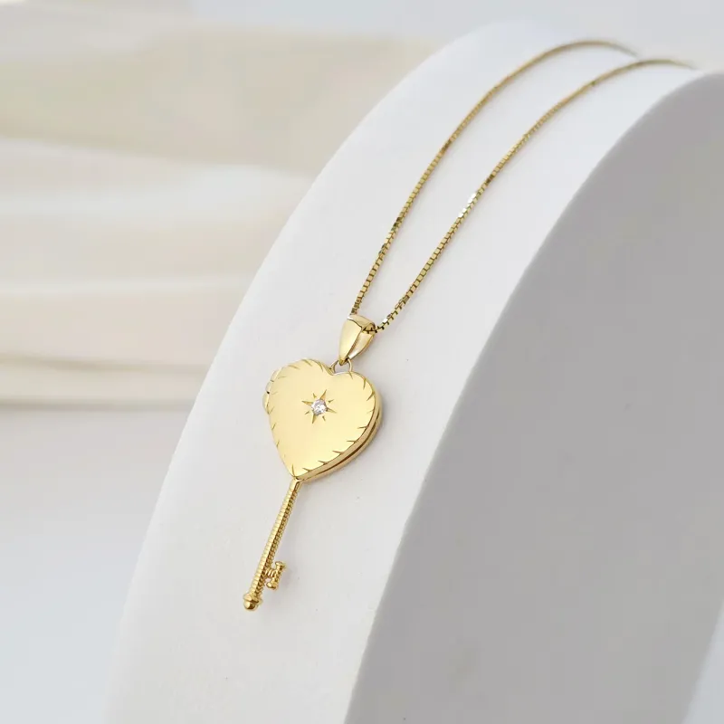 Medalion Cheia iubirii - Locket cu poze in interior - Argint 925 placat cu Aur Galben 18K si cristal Zirconia picture - 3