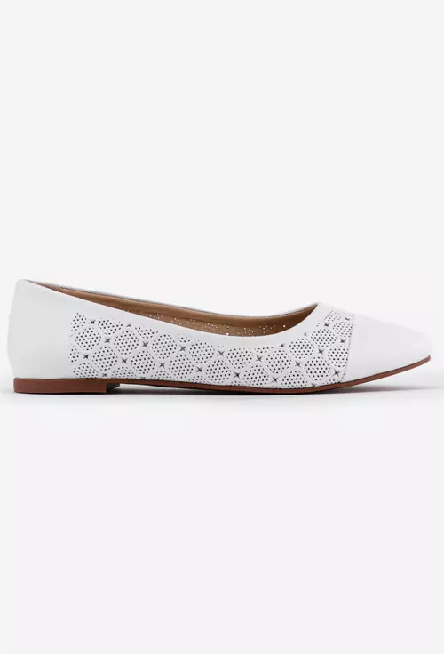 Balerini din piele alba cu model perforat