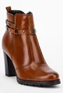 Botine maro din piele accesorizate
