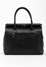 Geanta neagra din piele cu ornament lacat