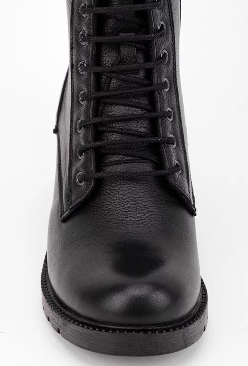 Ghete din piele naturala neagra cu toc