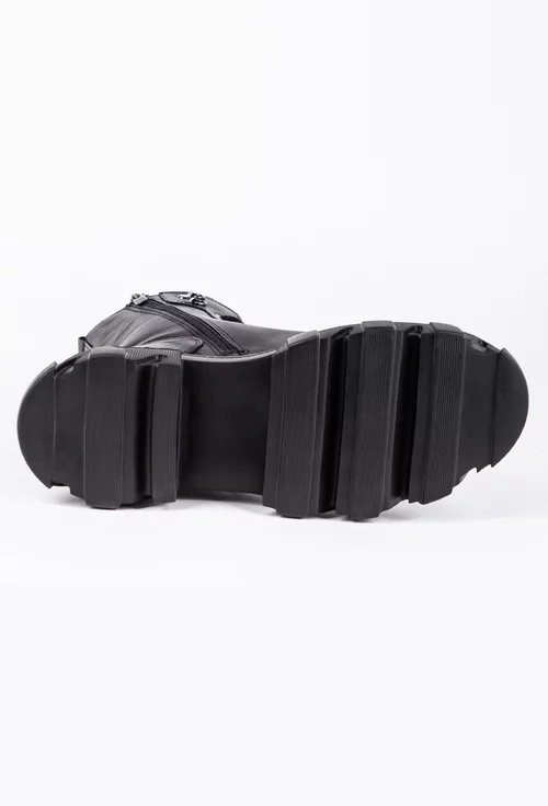 Ghete negre din piele cu talpa stil bocanc
