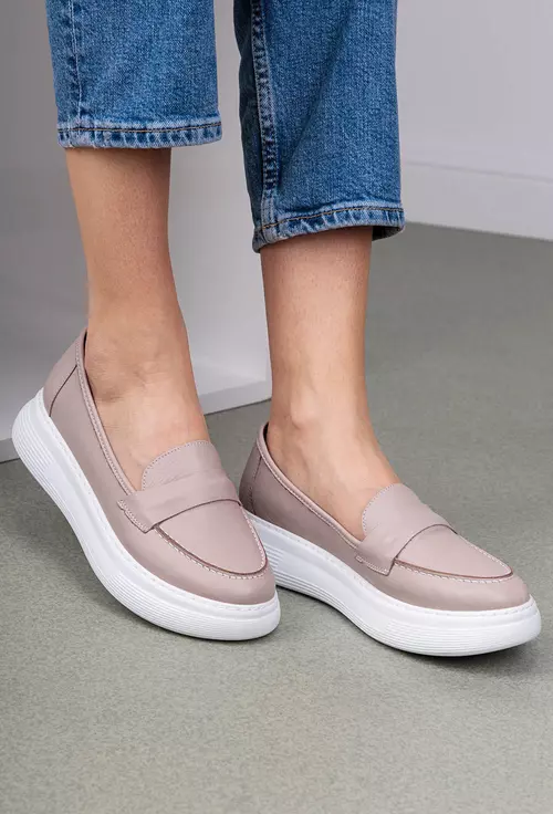 Mocasini taupe din piele naturala