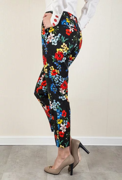 Pantaloni negri cu imprimeu floral colorat Jennifer